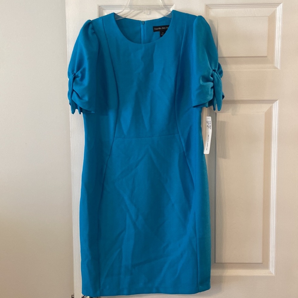 Danilo Boutique Women’s Dress size 10 beautiful blue color length 36” - Picture 5 of 12